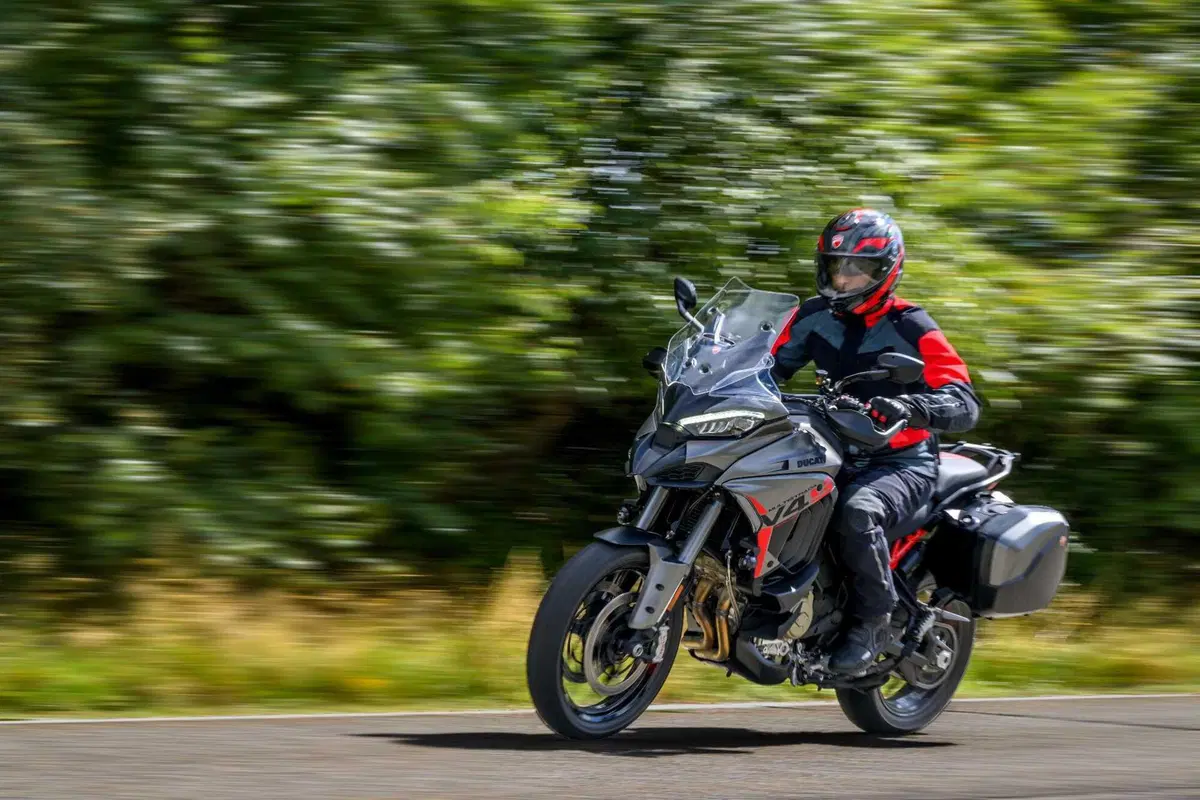 Multistrada Grand Tour: cosa c'è di serie e perché fa gola? (13)