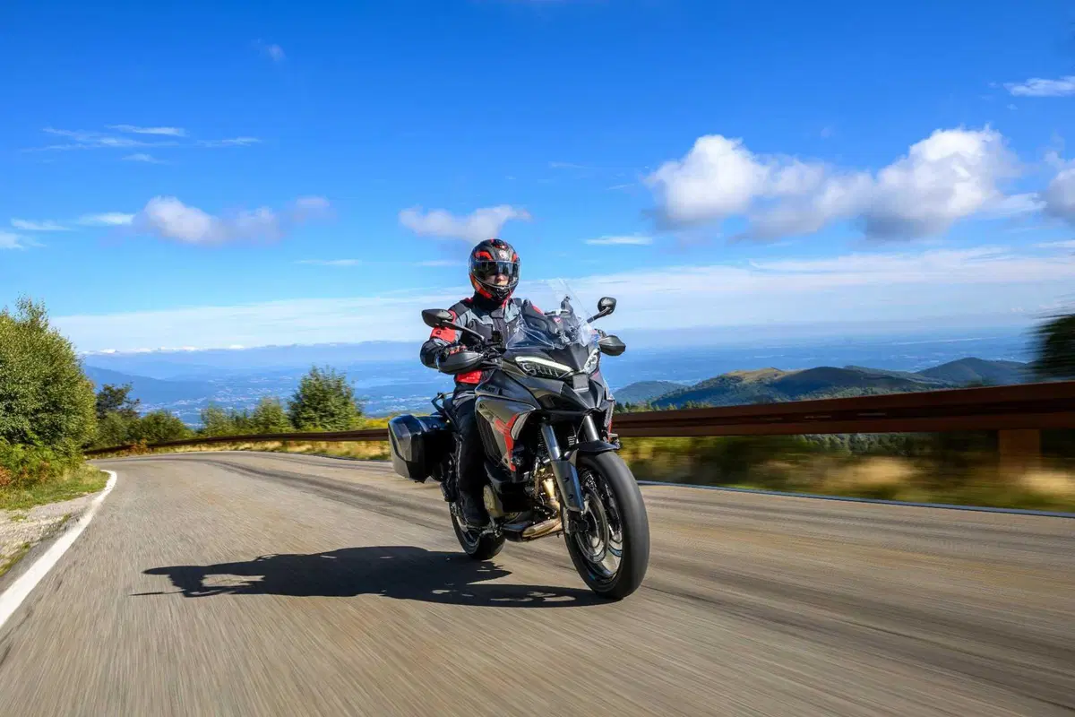 Multistrada Grand Tour: cosa c'è di serie e perché fa gola? (14)