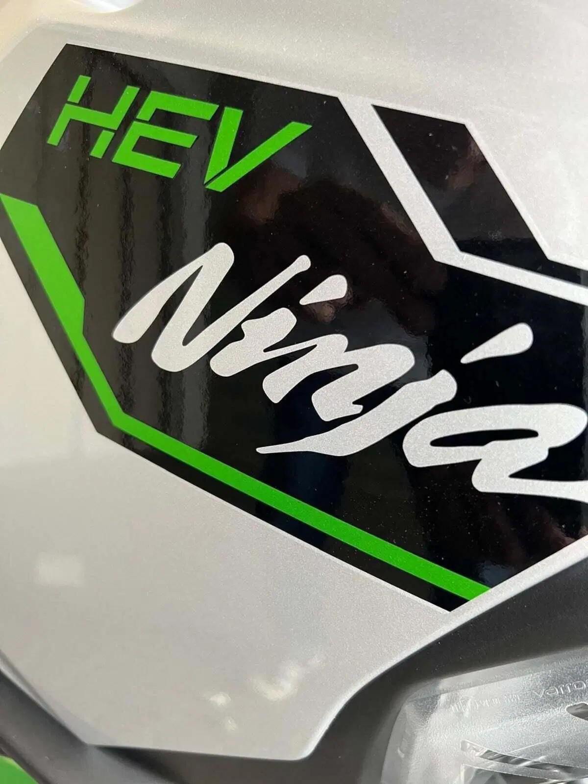 Kawasaki Ninja 7 Hybrid (2024 - 26) (3)