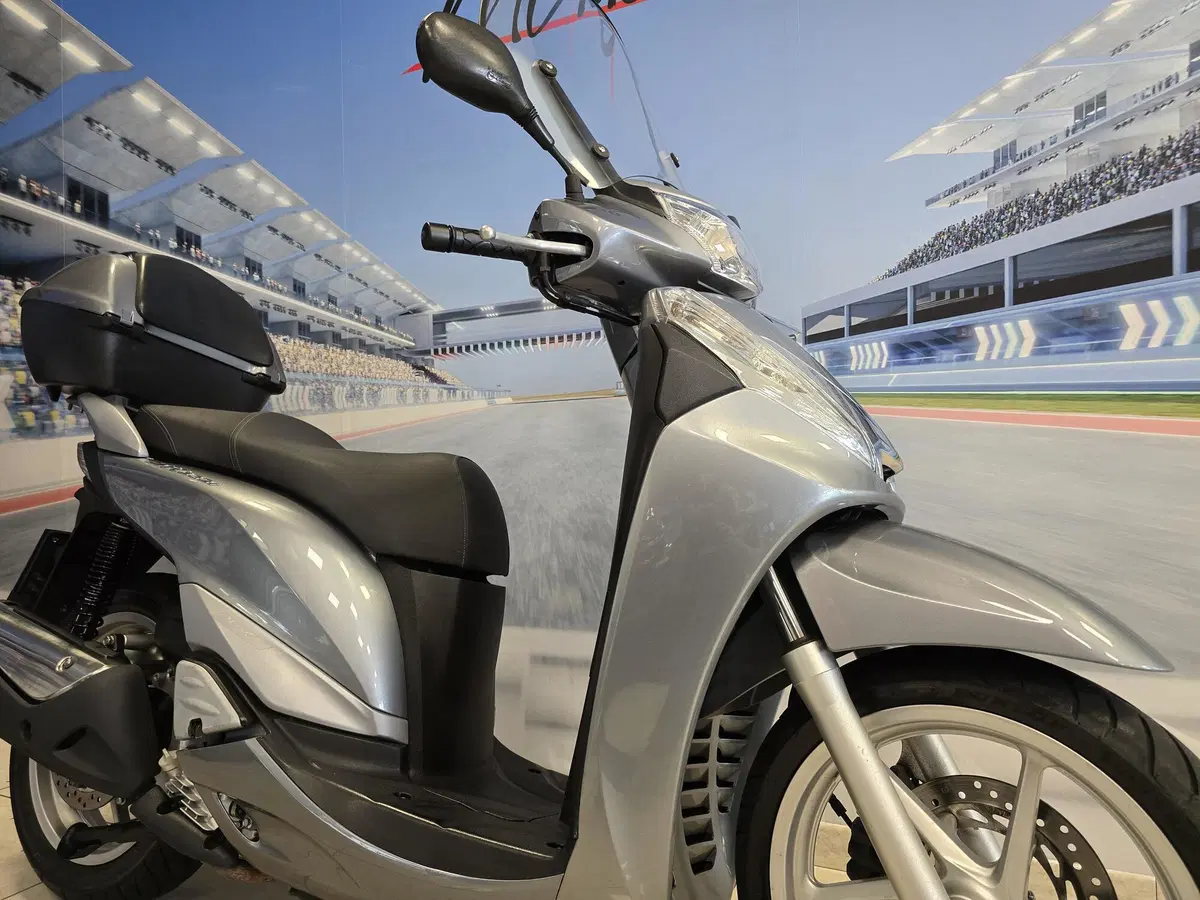 Honda SH 300 i (2011 - 14) (11)