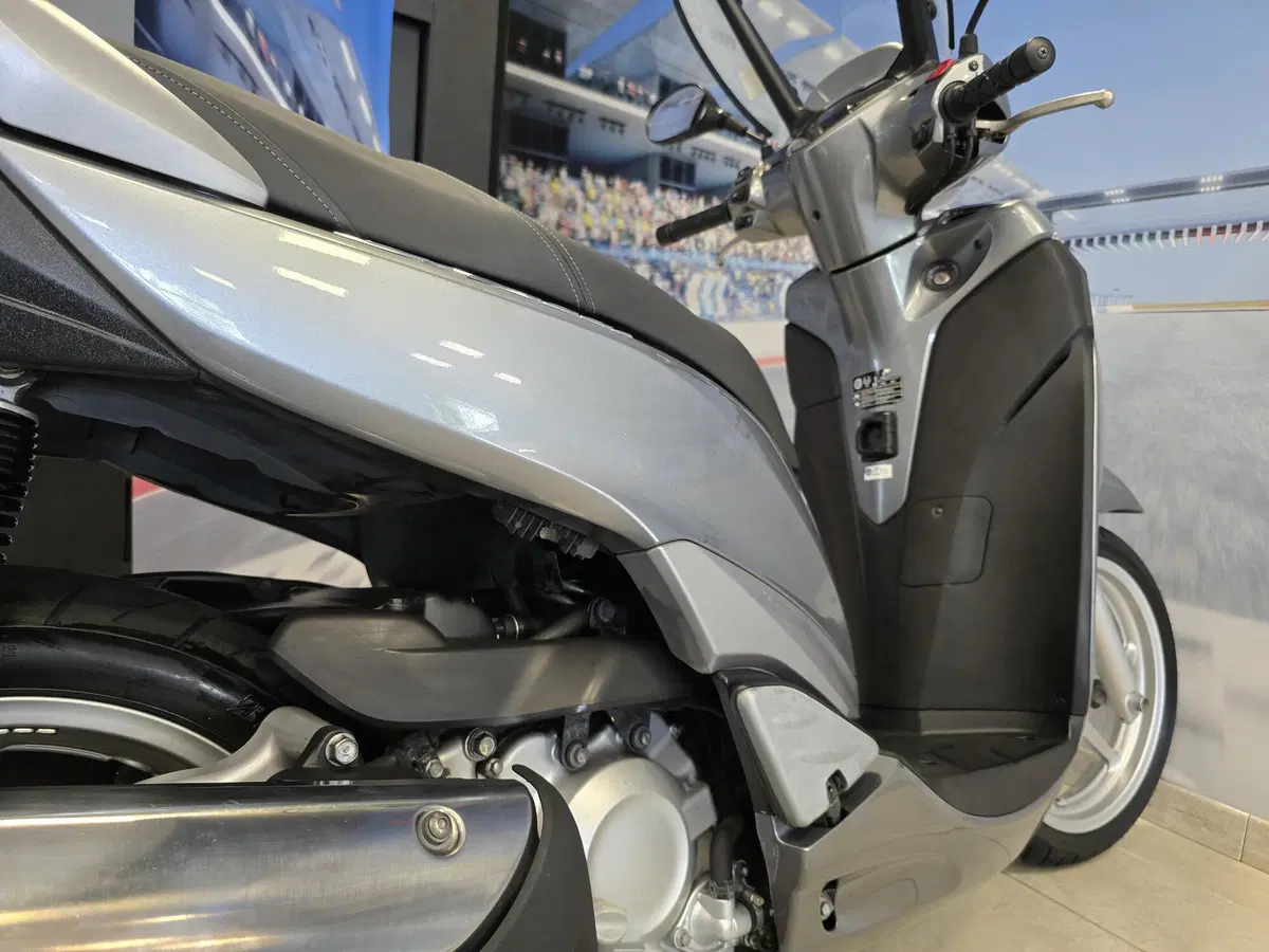 Honda SH 300 i (2011 - 14) (17)