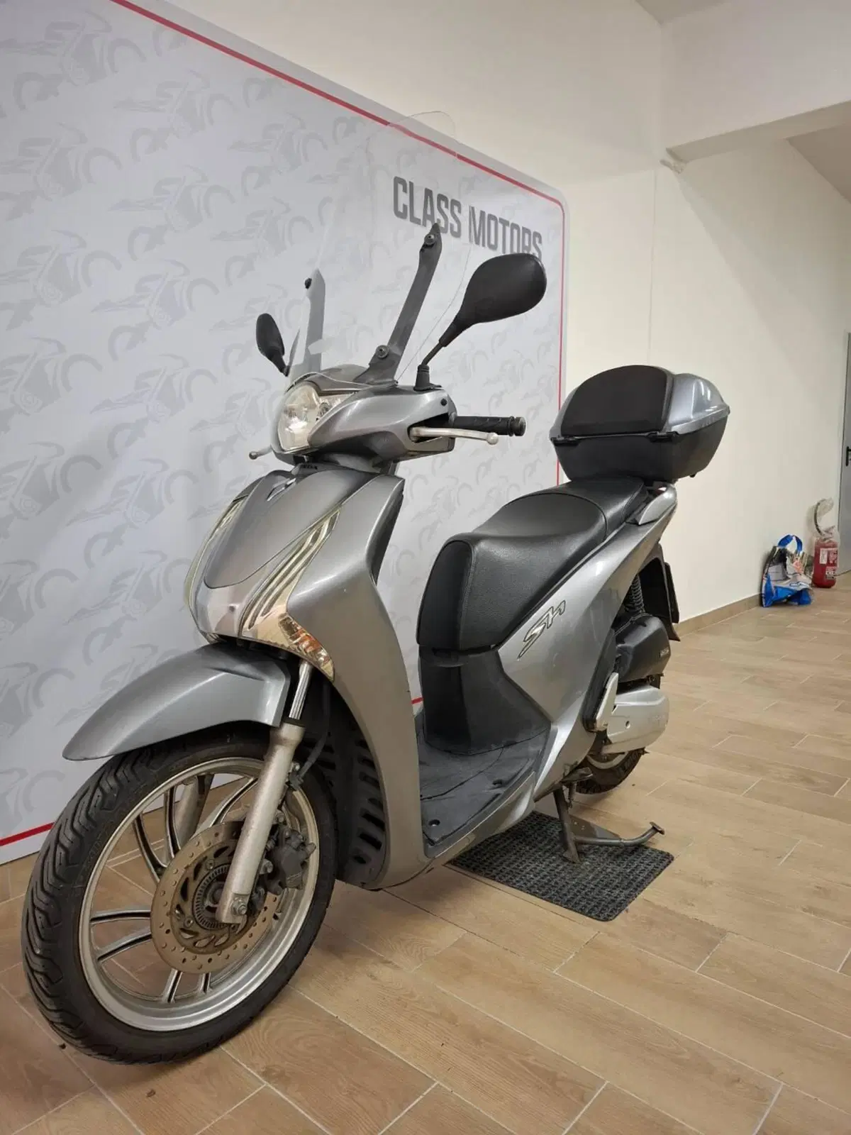 Honda SH 150i ABS (2013 - 16) (4)