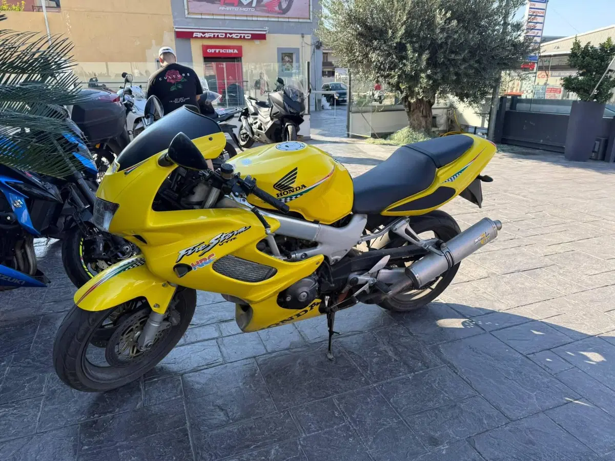 Honda VTR 1000 F Firestorm (2001 - 07)