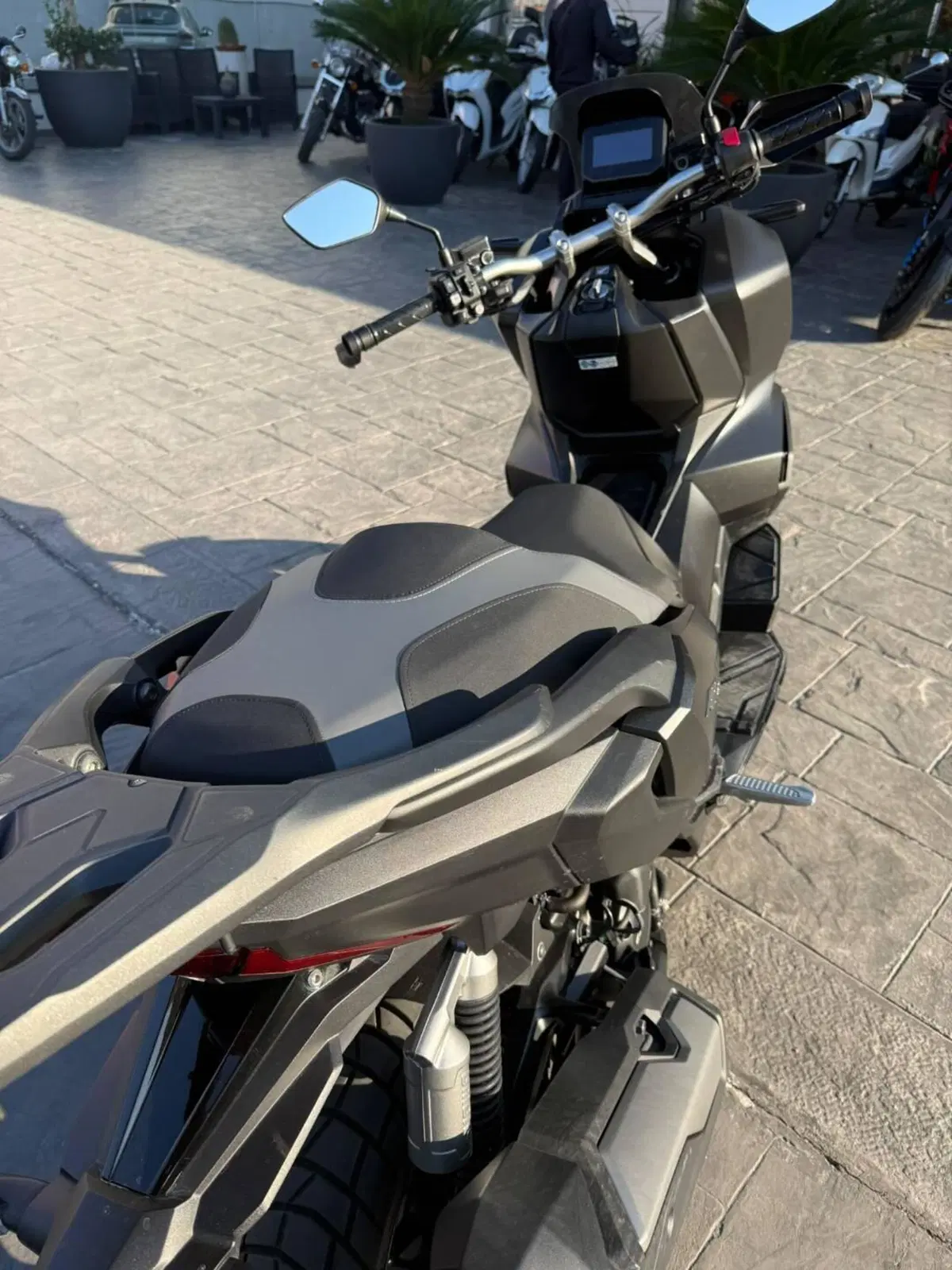 Honda ADV 350 (2022 - 24) (3)
