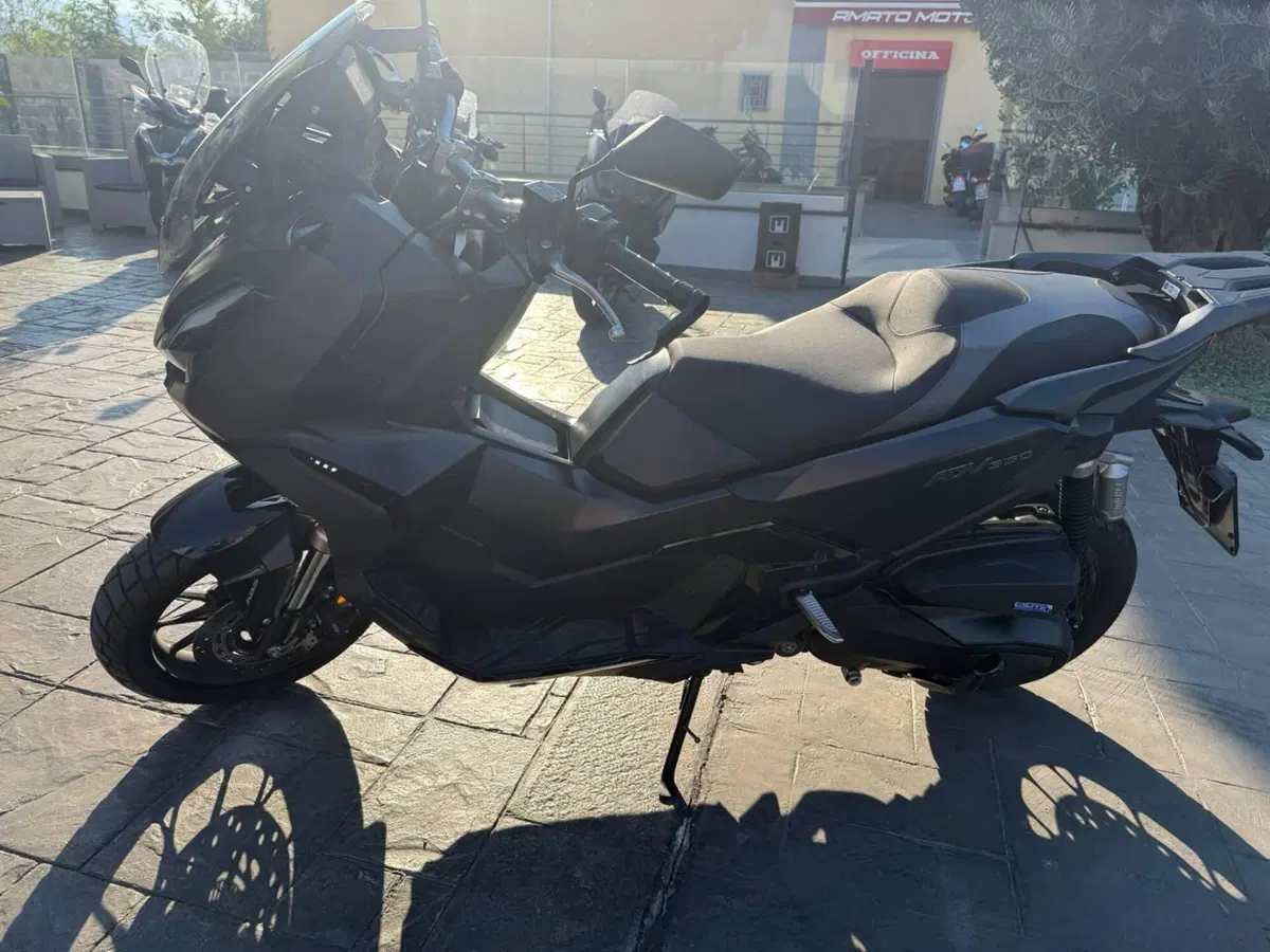 Honda ADV 350 (2022 - 24) (6)