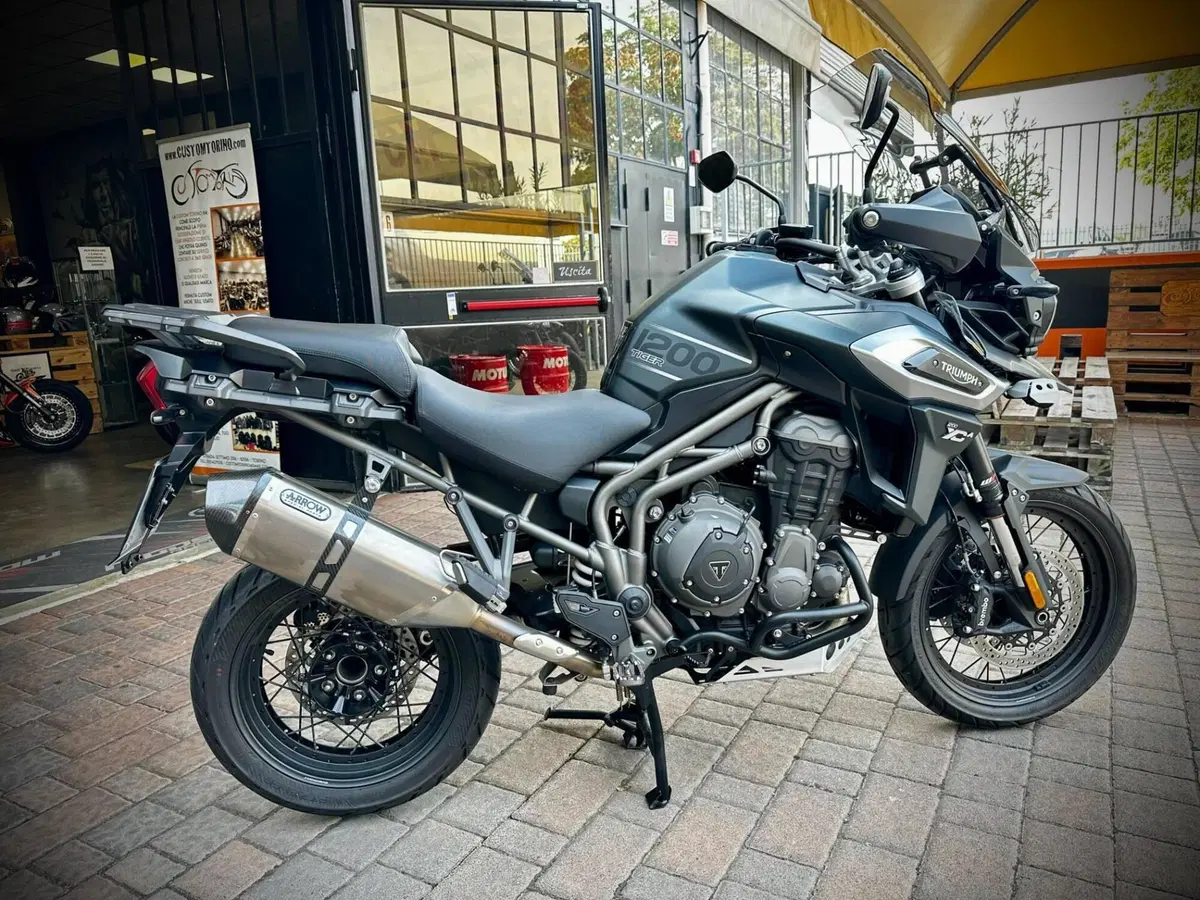 Triumph Tiger 1200 XCa (2018 - 20) (2)