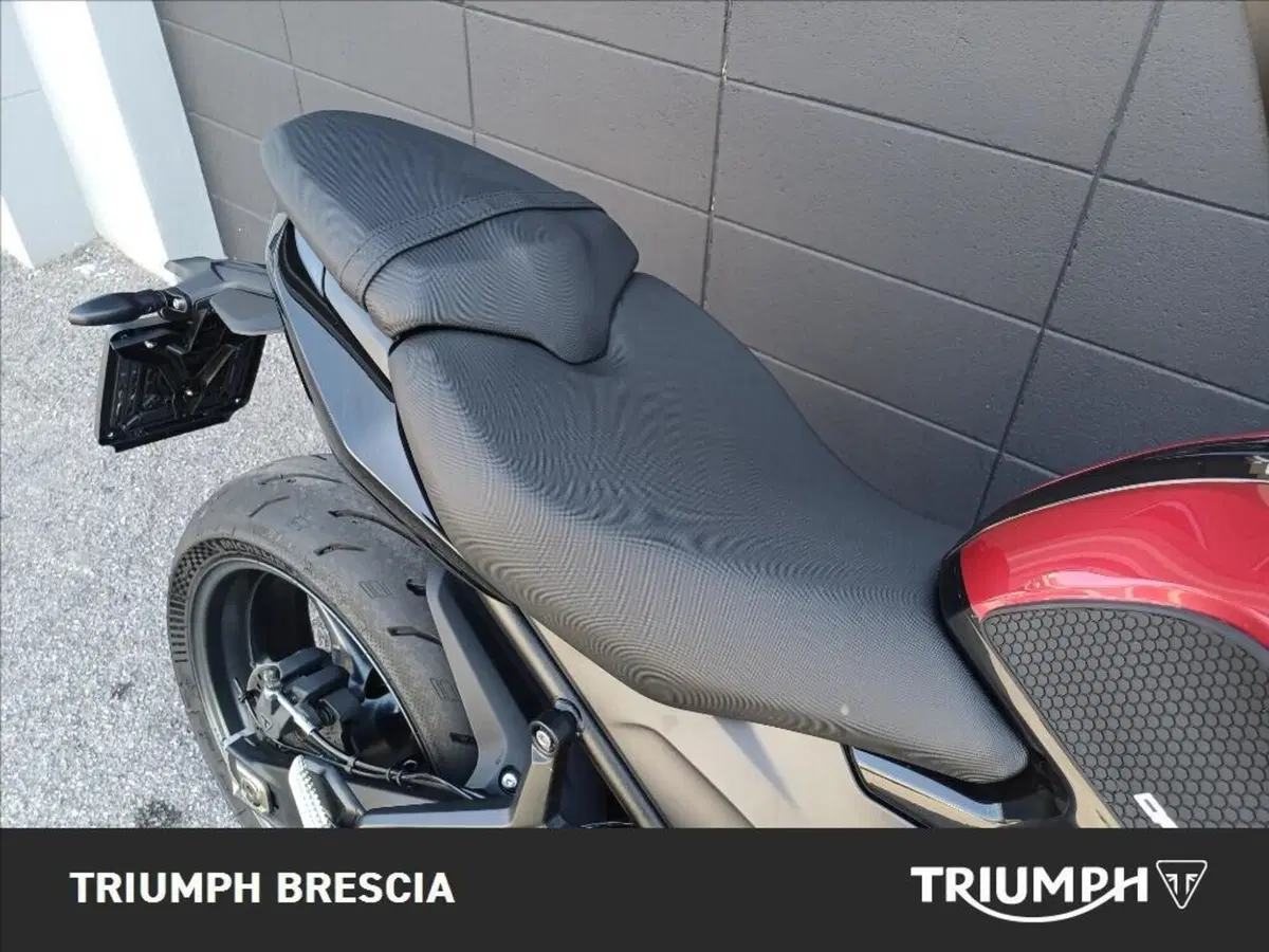 Triumph Daytona 660 (2024 - 26) (7)