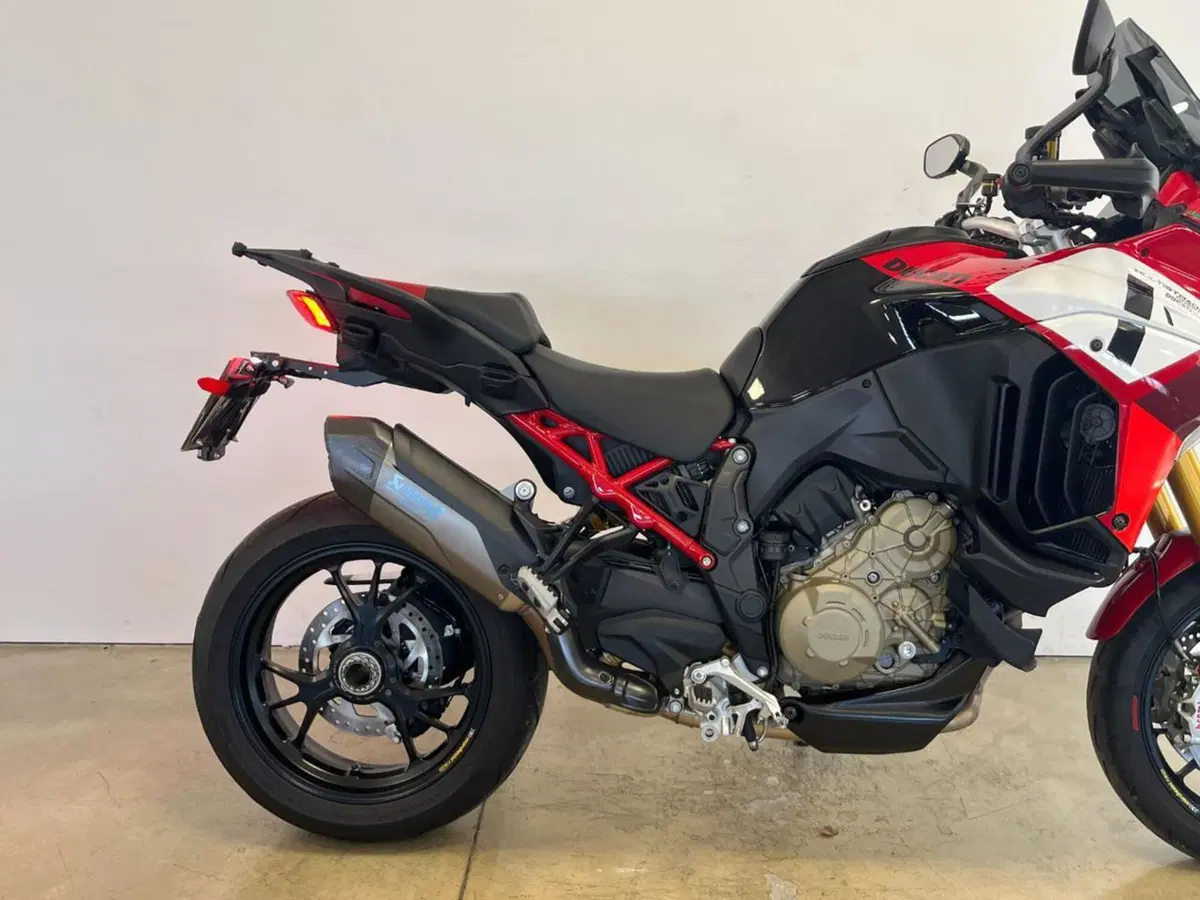 Ducati Multistrada V4 Pikes Peak (2021 - 24) (7)