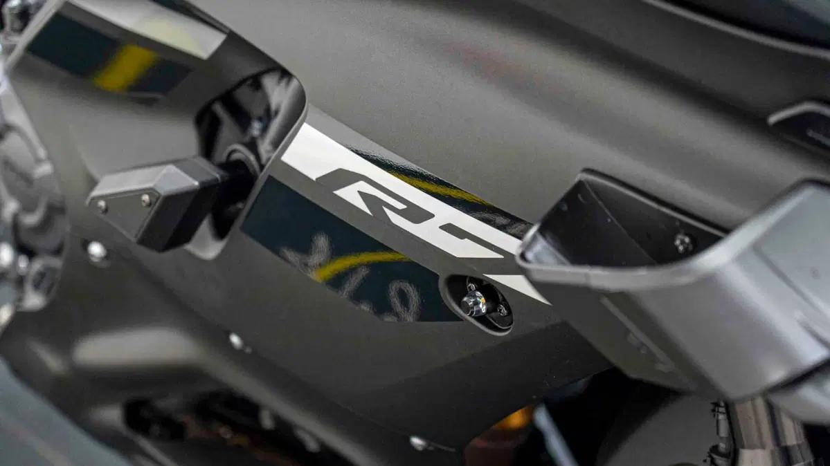 Yamaha YZF R7 (2021 - 25) (15)