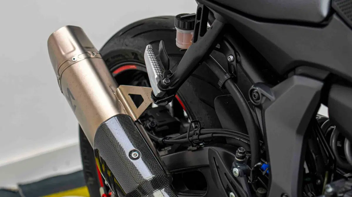 Yamaha YZF R7 (2021 - 25) (16)