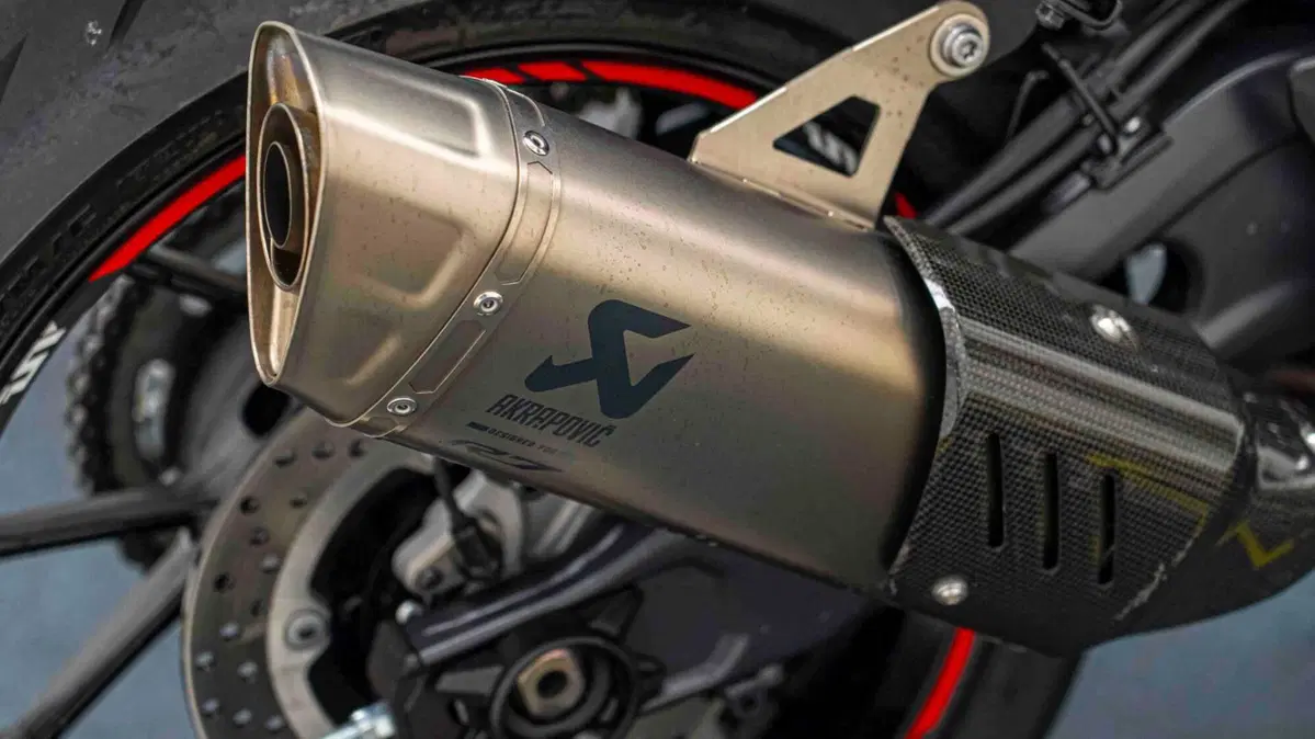 Yamaha YZF R7 (2021 - 25) (17)