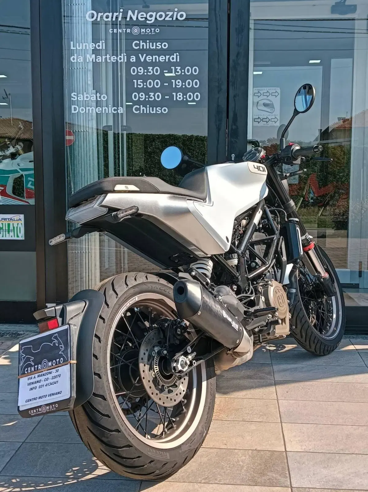 Husqvarna Vitpilen 401 (2021 - 23) (2)