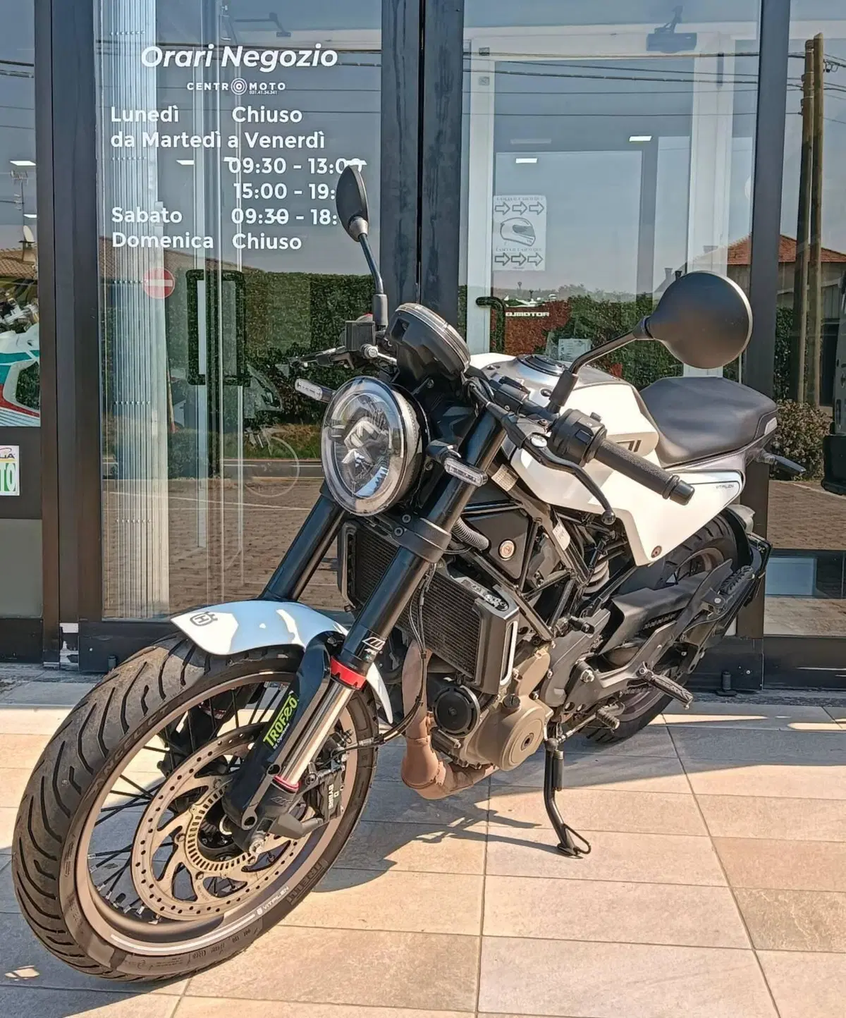Husqvarna Vitpilen 401 (2021 - 23) (5)