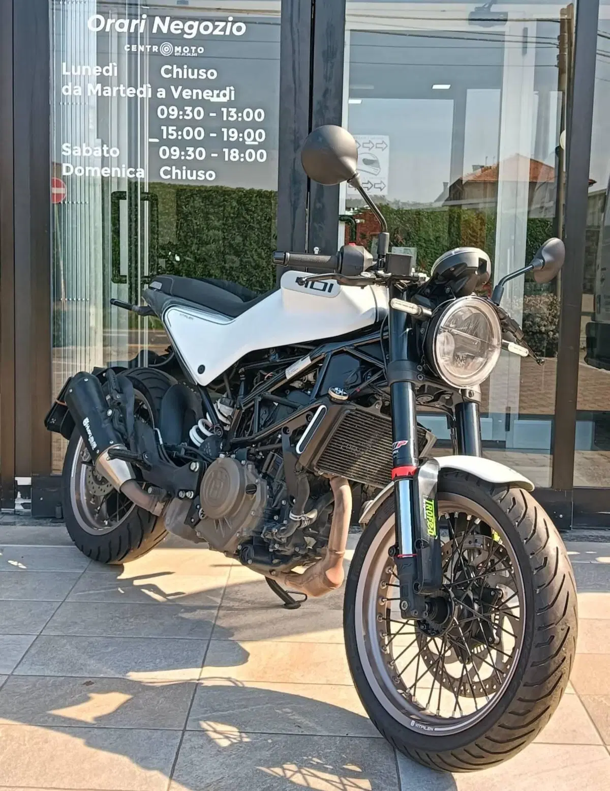 Husqvarna Vitpilen 401 (2021 - 23) (6)