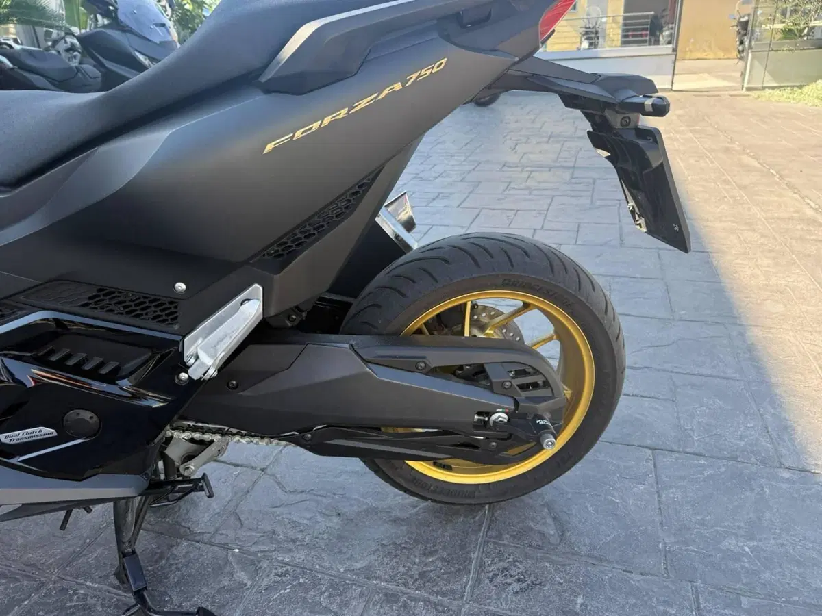 Honda Forza 750 DCT (2021 - 24) (5)