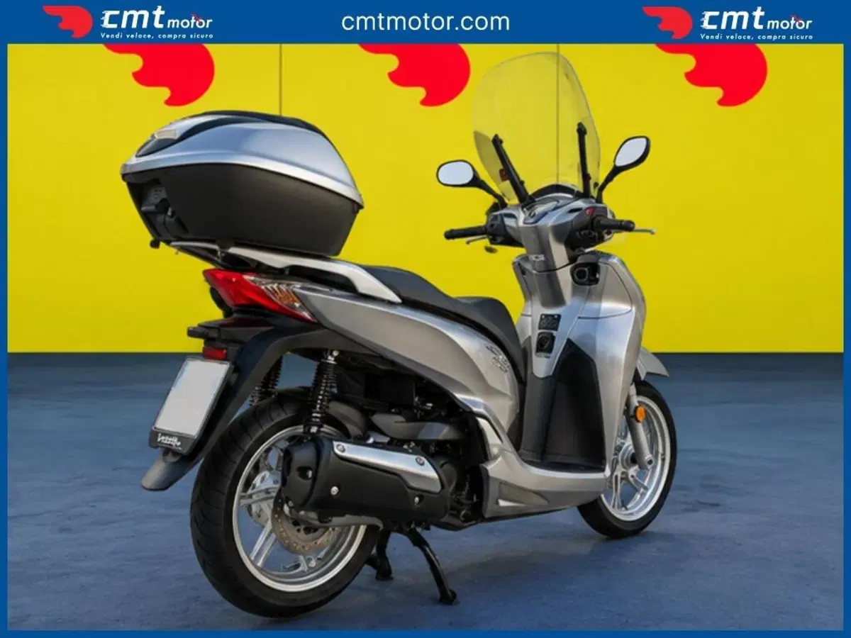Honda SH 300 i ABS (2016 - 20) (4)