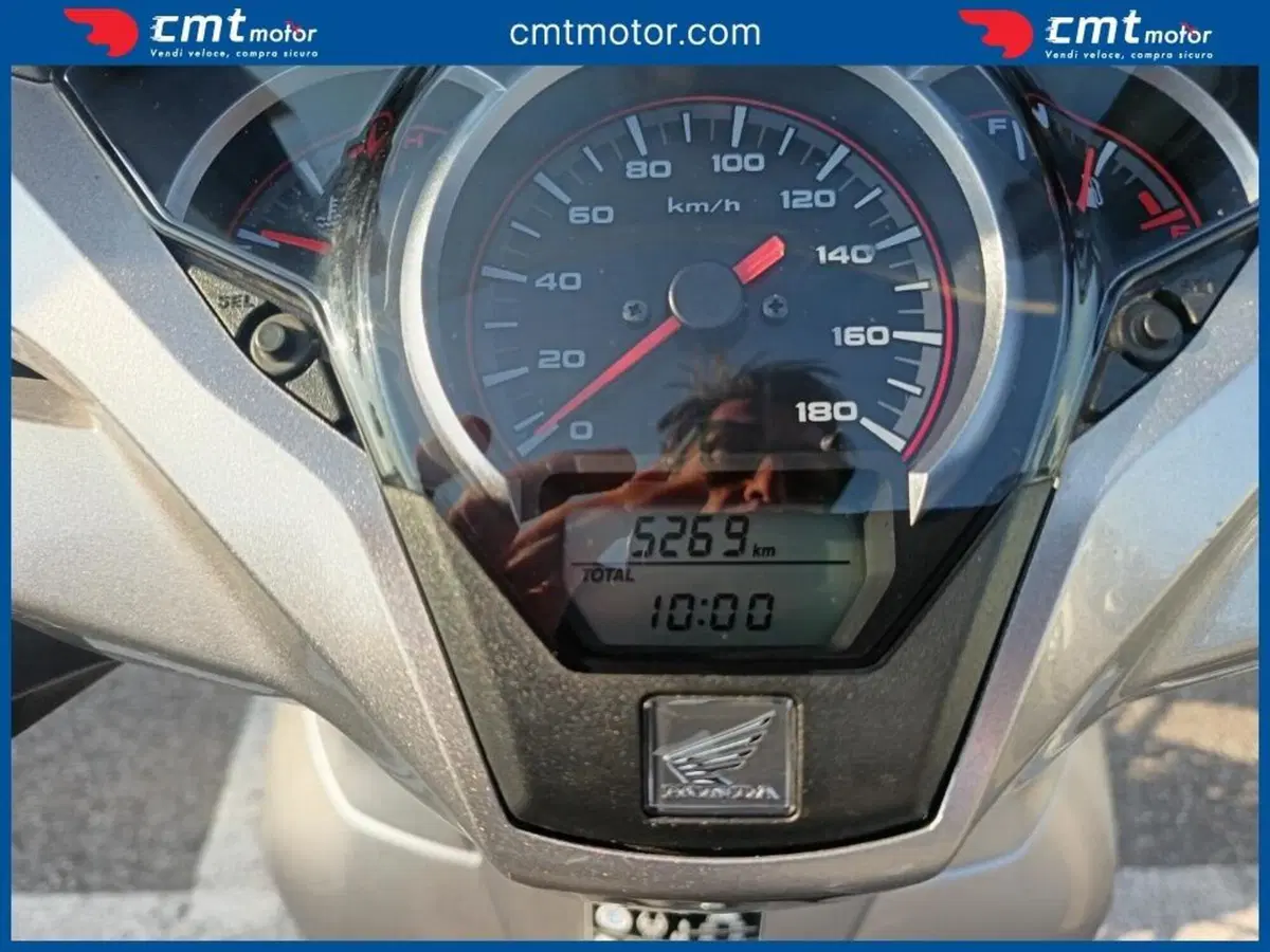 Honda SH 300 i ABS (2016 - 20) (5)