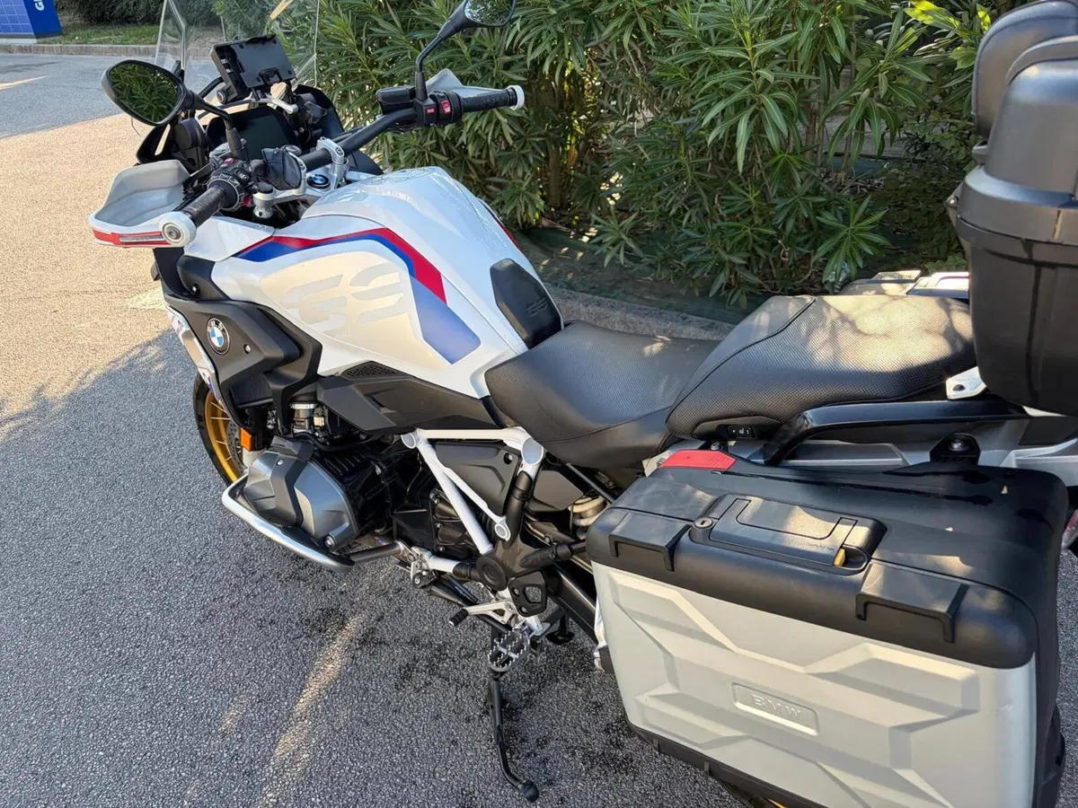 Bmw R 1250 GS (2021 - 24) (2)