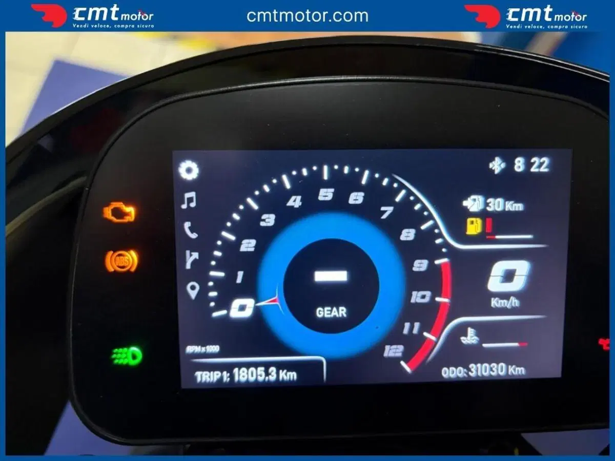 Moto Morini SEIEMMEZZO STR (2022 - 26) (5)
