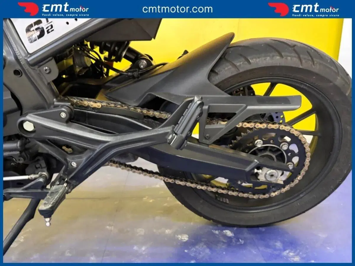Moto Morini SEIEMMEZZO STR (2022 - 26) (7)