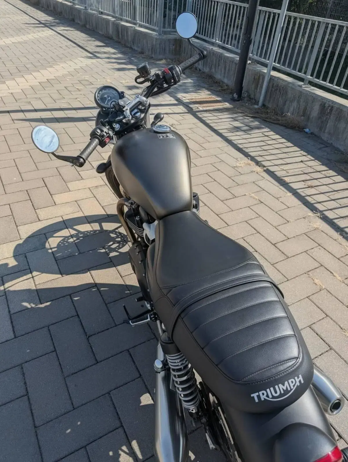 Triumph Speed Twin 900 (2023 - 24) (7)