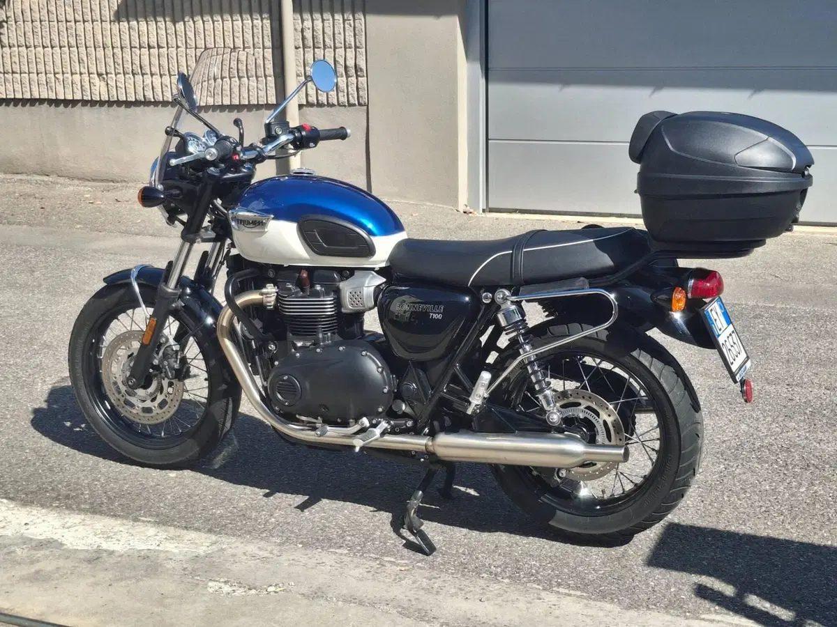 Triumph Bonneville T100 (2021 - 25) (4)