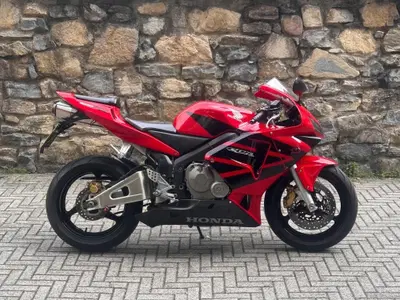 Honda CBR 600 RR (2003 - 04) usata