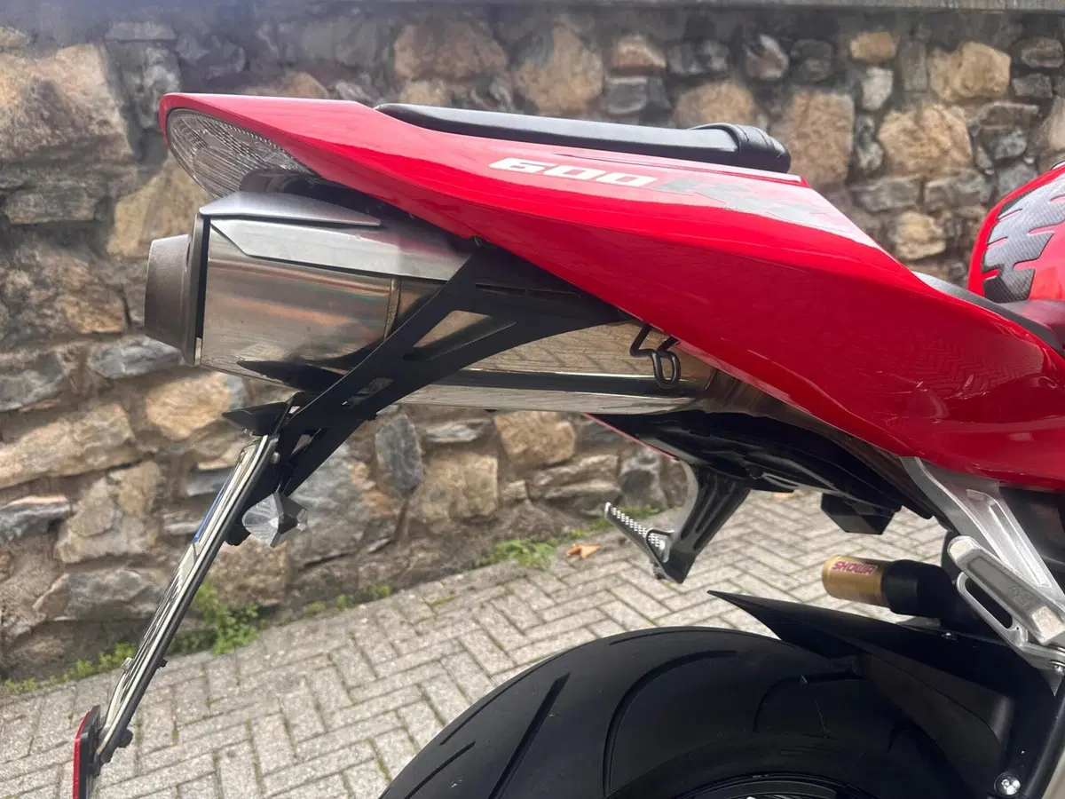 Honda CBR 600 RR (2003 - 04) (4)