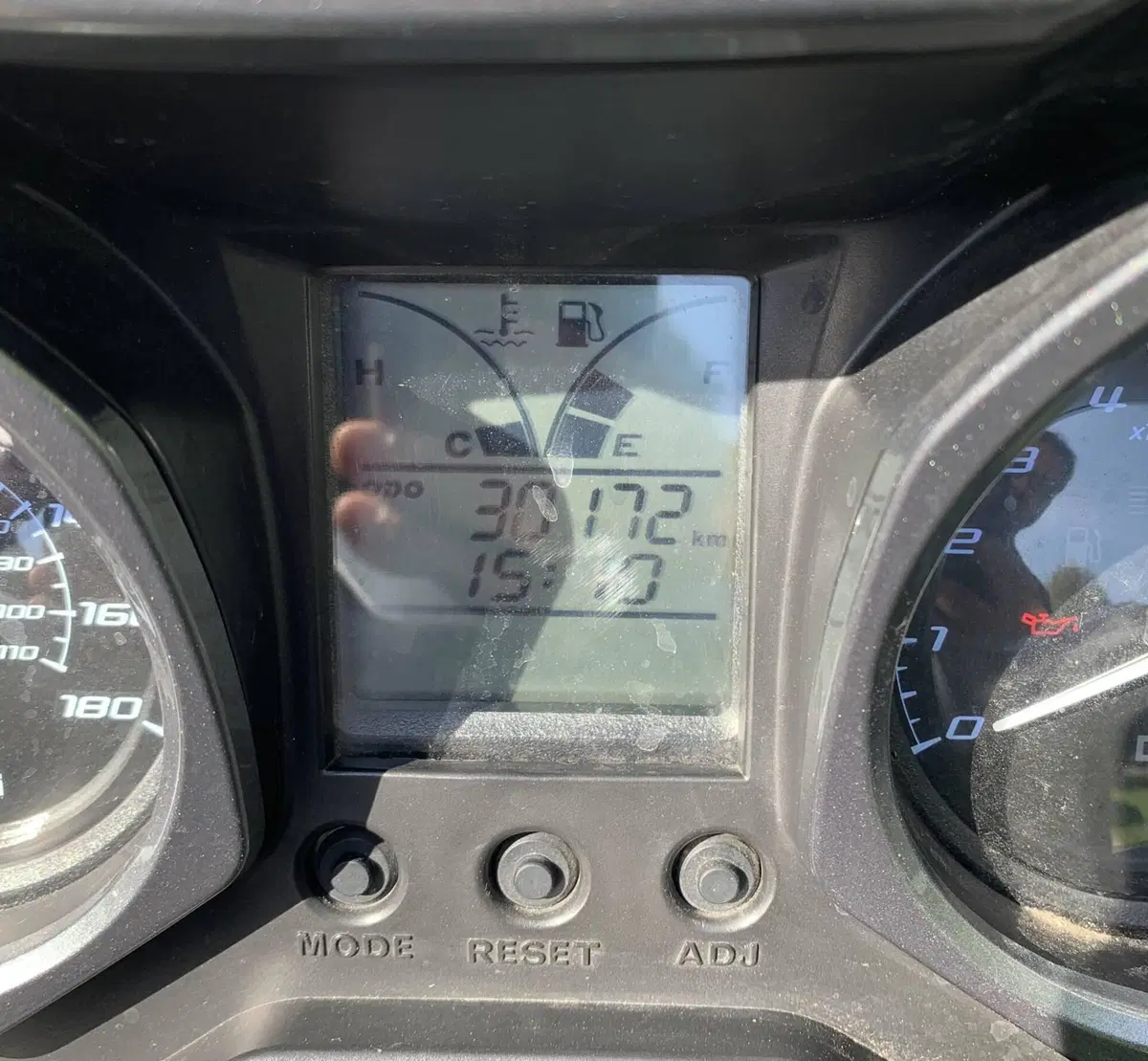 Kawasaki J 300 (2017 - 21) (3)