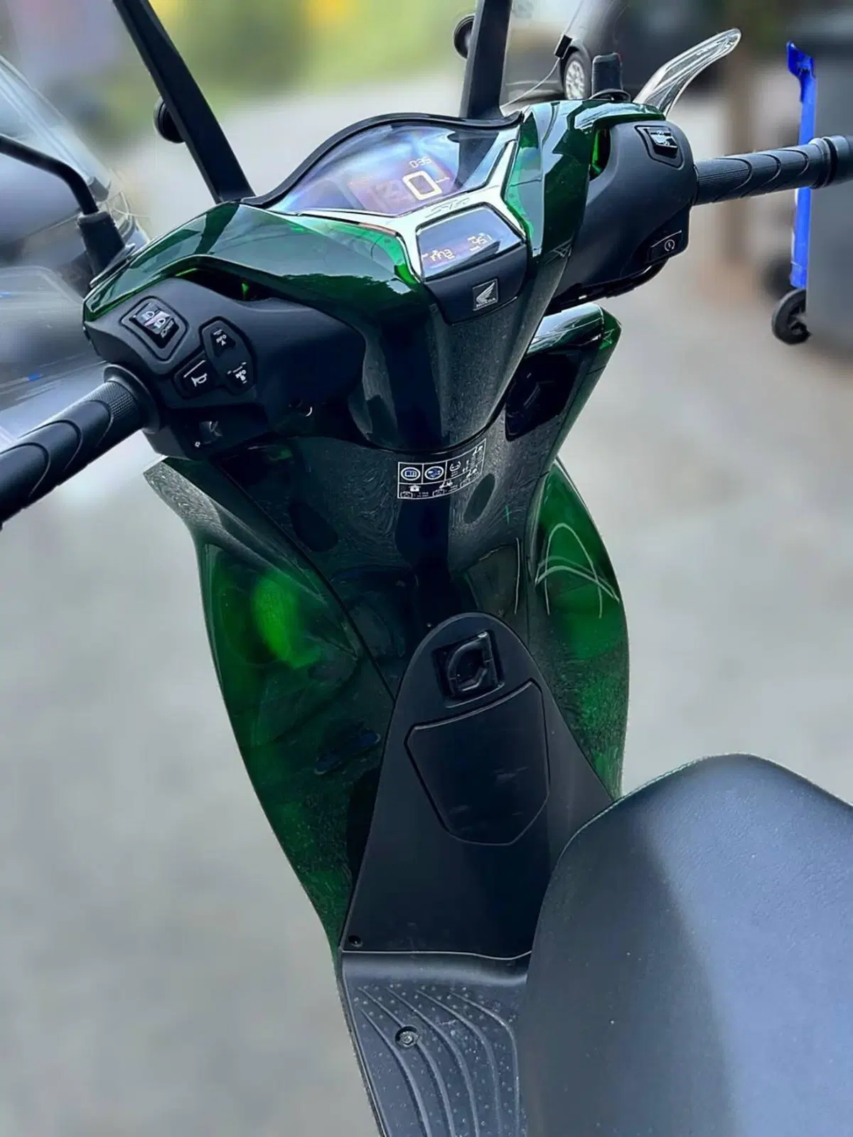 Honda SH 125i Vetro (2024 - 25) (9)