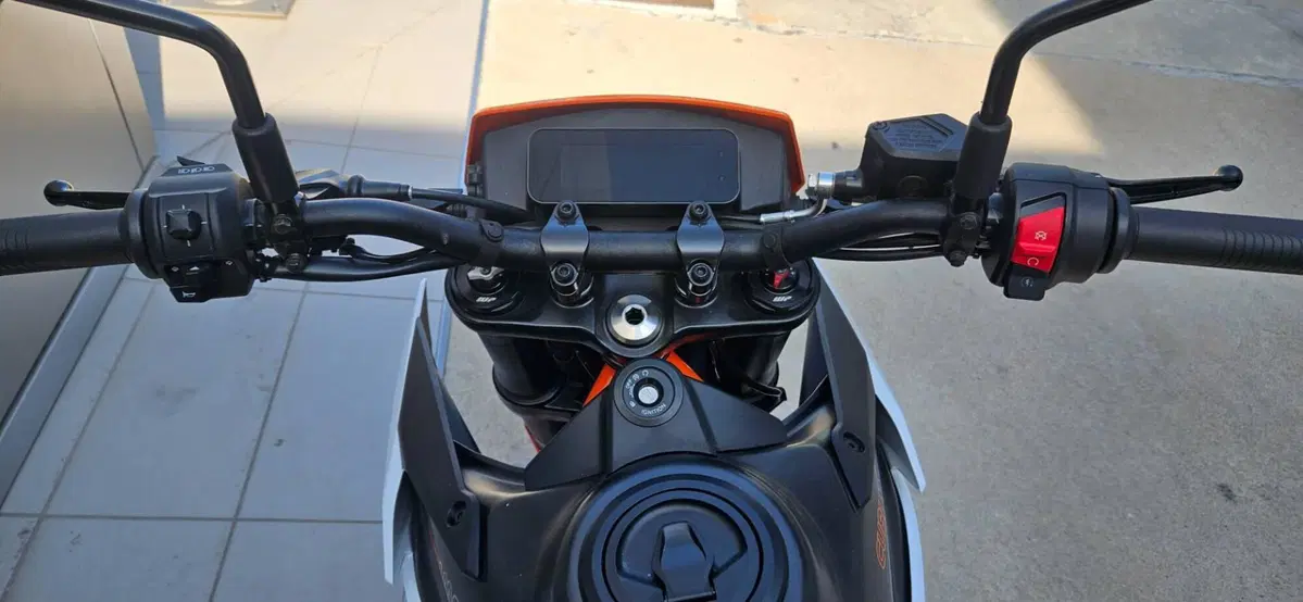 KTM 390 SMC R (2025 - 26) (5)
