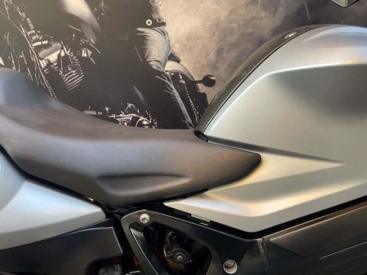 Bmw F 800 R (2009 - 11) (6)