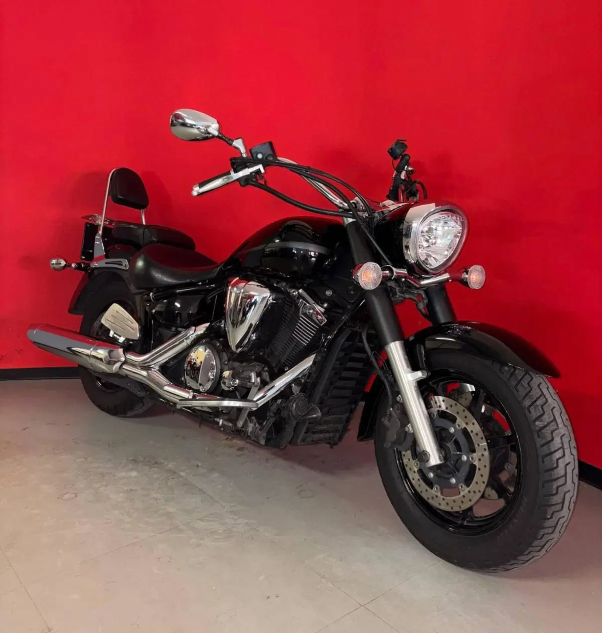 Yamaha XVS 1300 Midnight Star (2006 - 16) (2)