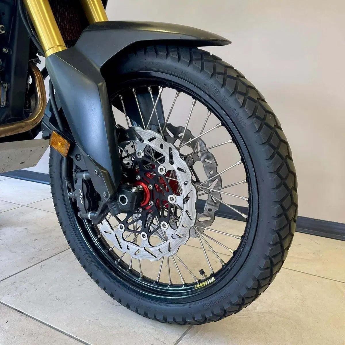 Honda Africa Twin CRF 1000L (2016 - 17) (5)