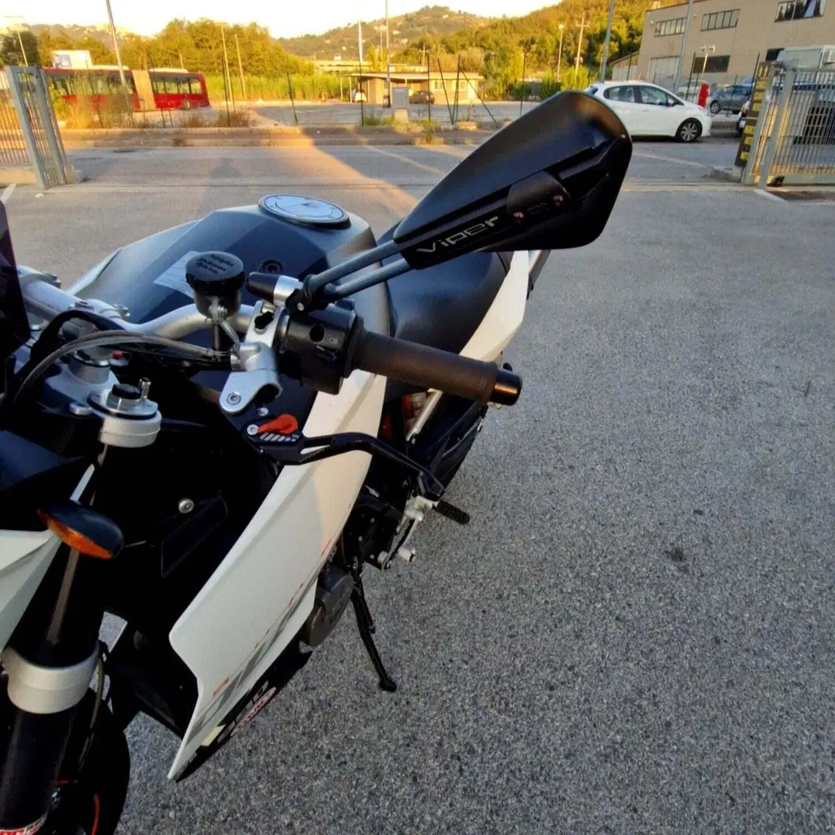 KTM 990 Super Duke (2007 - 11) (8)