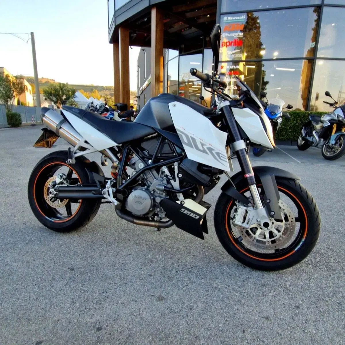 KTM 990 Super Duke (2007 - 11) (10)