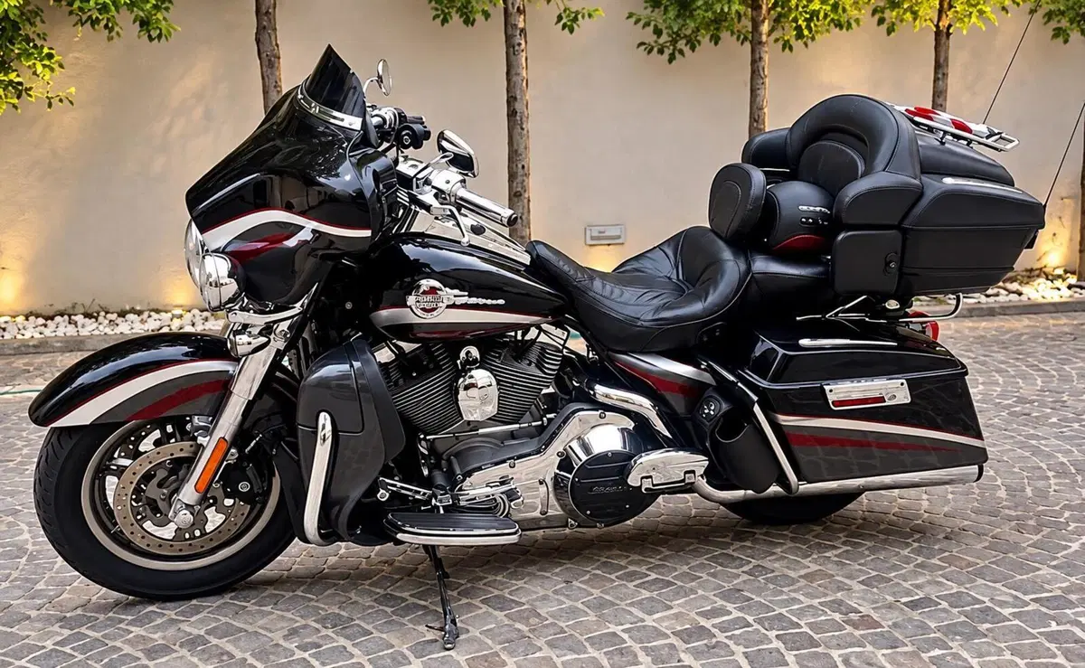 Harley-Davidson 1450 Electra Glide Ultra Classic (2006 - 07) - FLHTCUI (3)