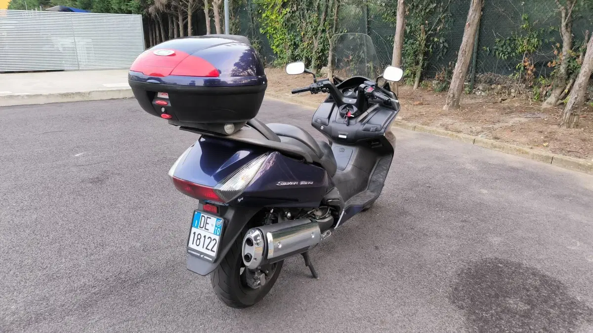 Honda Silver Wing 400 (2006 - 09) (3)