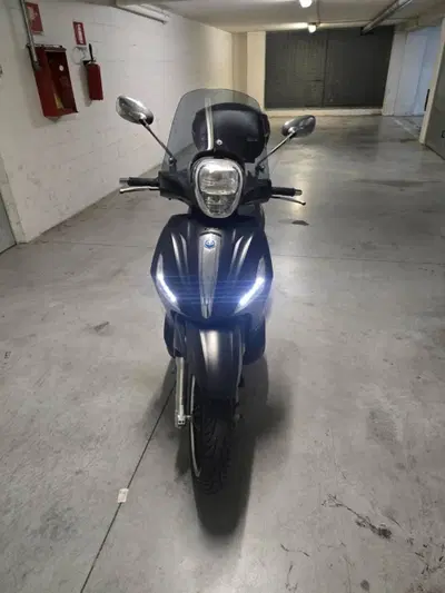 Piaggio Beverly 300 i.e. Police ABS-ASR (2017 - 20) usata