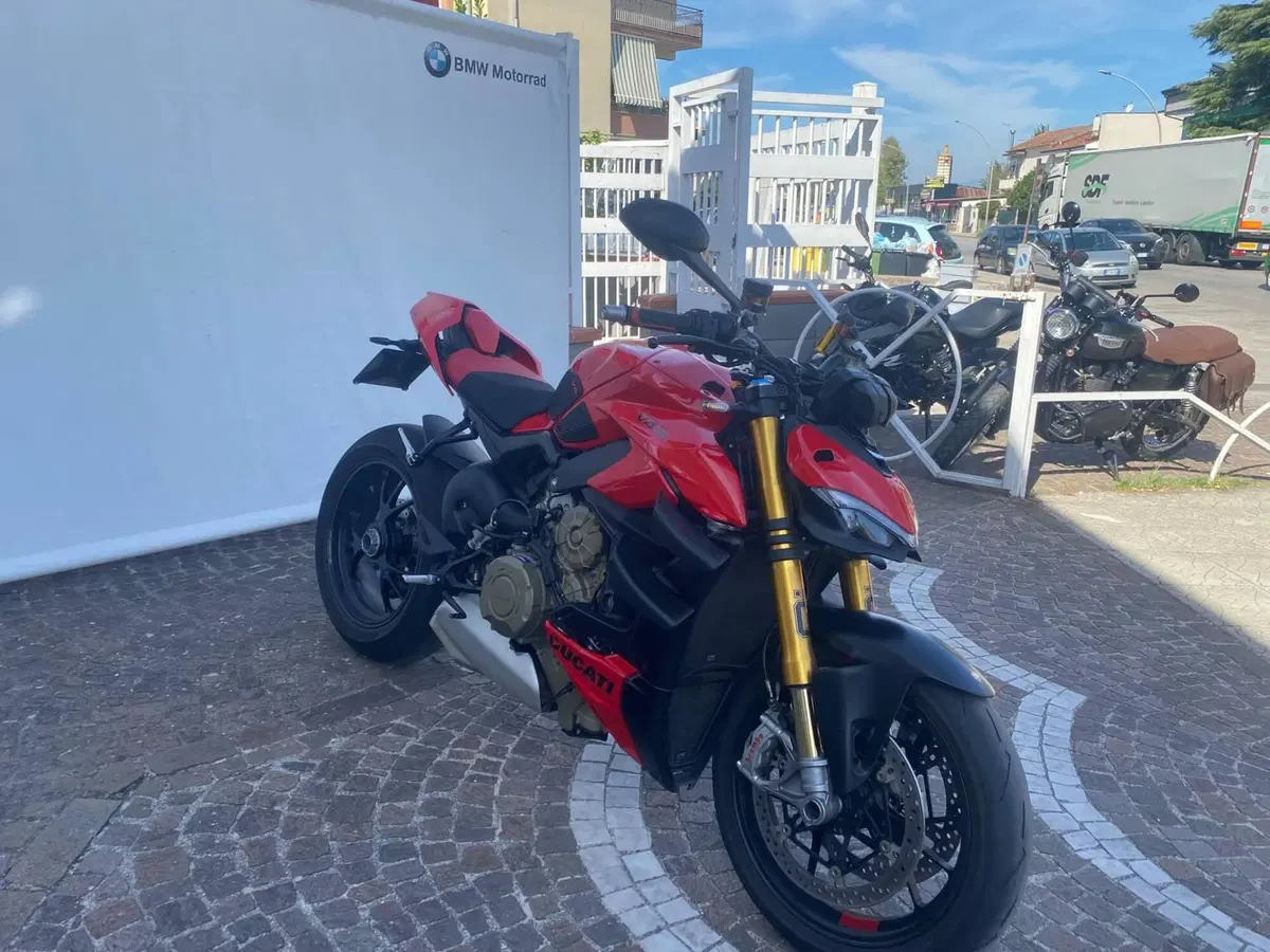 Ducati Streetfighter V4 S (2023 - 24) (2)