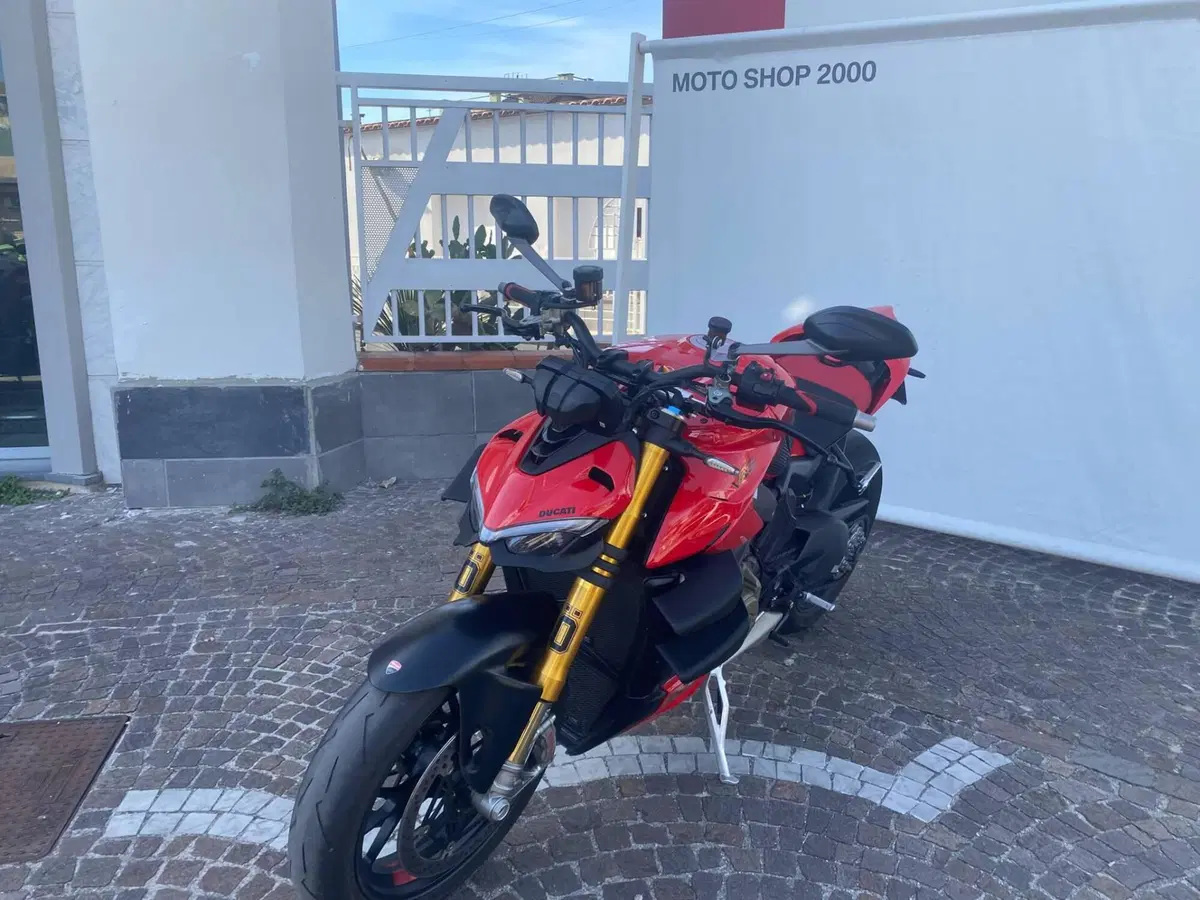 Ducati Streetfighter V4 S (2023 - 24)