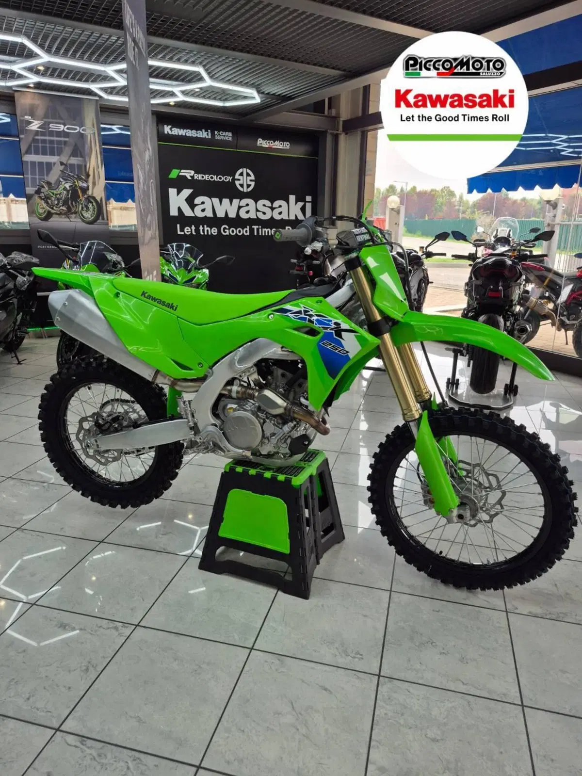 Kawasaki KX250 (2026) (2)
