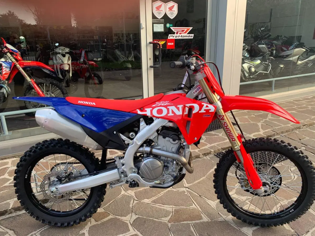 Honda CRF 250R (2027) (2)