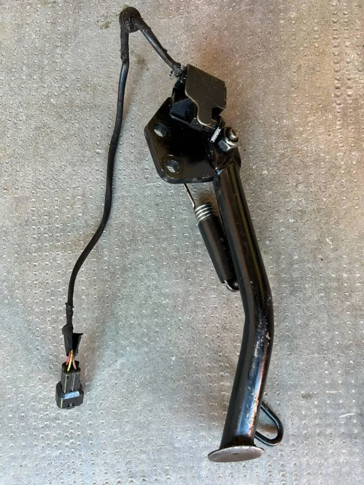 Cavalletto laterale completo di microinterruttore Ktm (2)