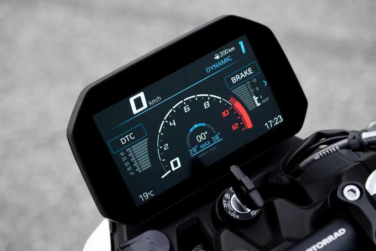 Nuova BMW F 450 R: tutto quello che c'è da sapere sulla nuova naked per patente A2 (5)