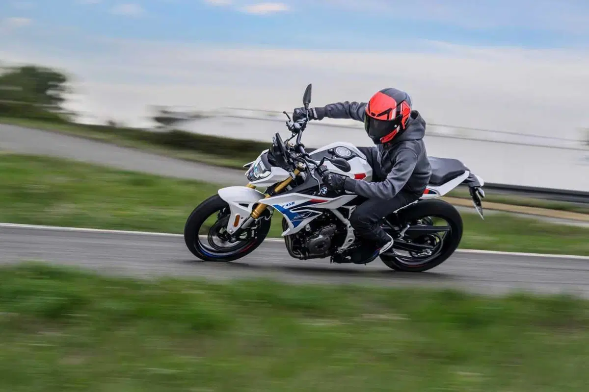 Nuova BMW F 450 R: tutto quello che c'è da sapere sulla nuova naked per patente A2 (38)