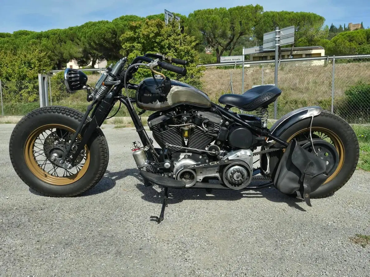 Harley-Davidson 1340 Heritage Classic (1984 - 98) - FLSTC (2)