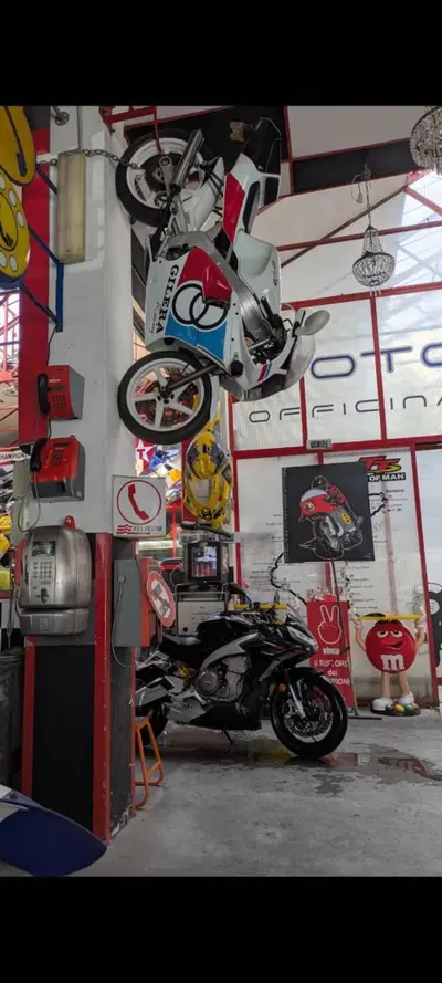 Aprilia Tuono 660 Factory (2022 - 24) usata