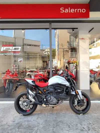 Ducati Monster 937 (2021 - 25) usata