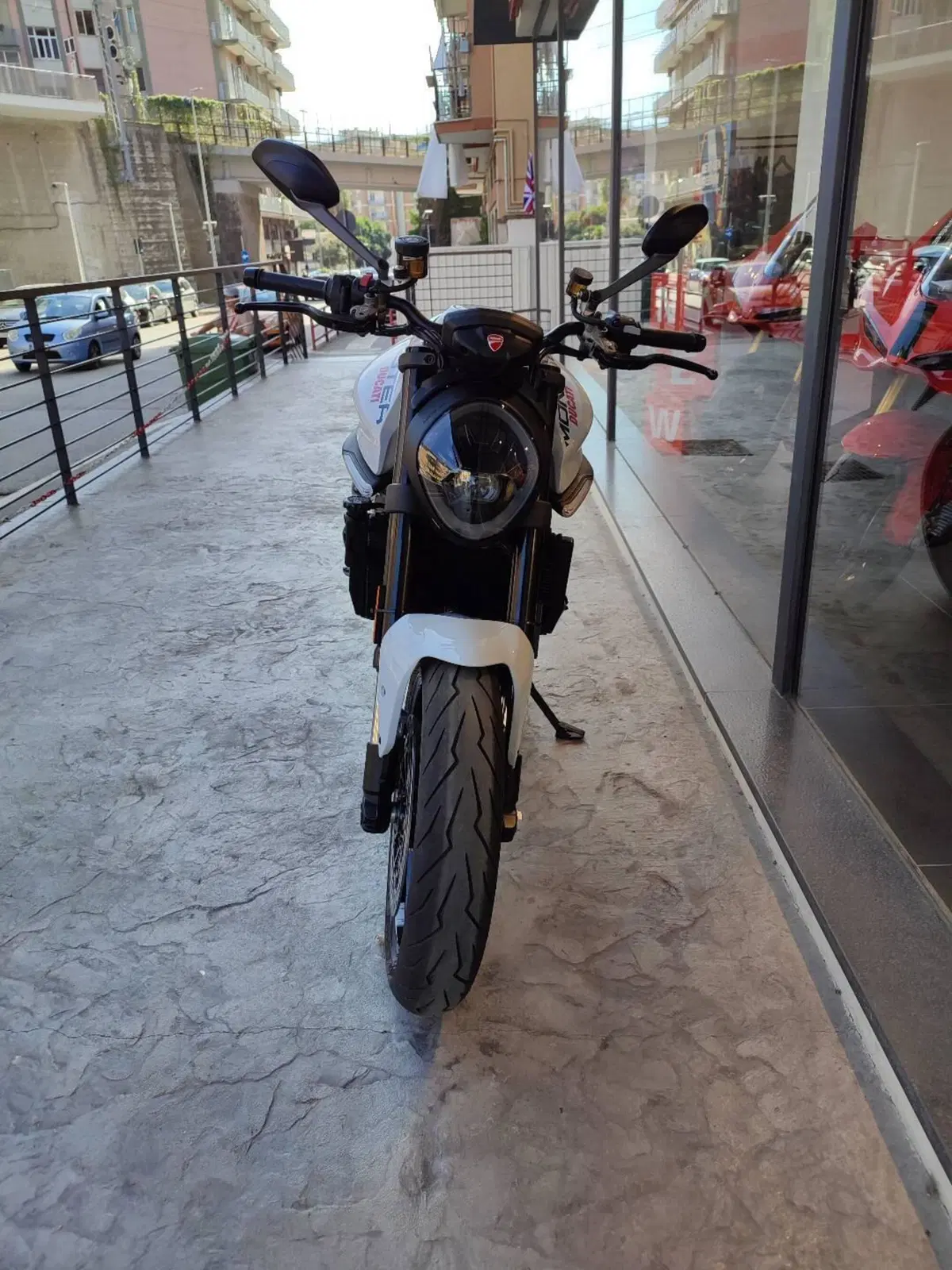 Ducati Monster 937 (2021 - 25) (5)